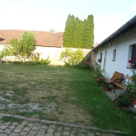 Apartamento Apartmán Menší